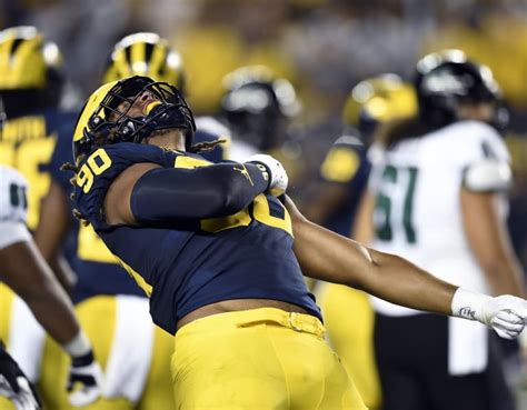 LOOK: Michigan DL Mike Morris named to Bednarik Award Watch List - Maize&BlueReview: Michigan ...