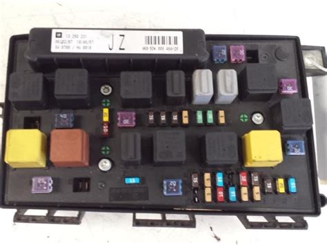 Opel Zafira B Fuse Boxes Stock Proxyparts