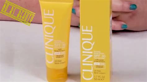 CLINIQUE Oil Free Face Cream Broad Spectrum SPF 30 Review And Swatch