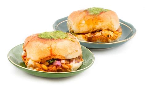 Premium Photo | Indian street food dabeli