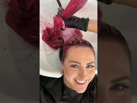 How to Dye Your Hair Pink: A Step-by-Step Guide | SchoolTube