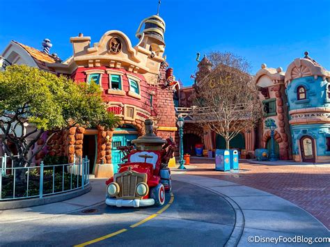 COCA COLA DISNEYLAND MICKEY'S TOONTOWN MINUTE MAID ORANGE SODA CAN ...