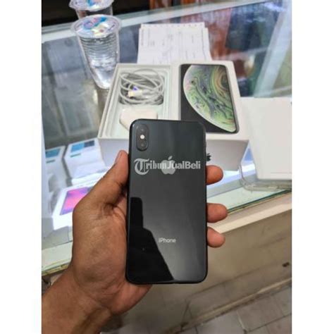 HP IPhone XS 64 GB Bekas Lengkap No Minus Siap Pakai Harga Terjangkau