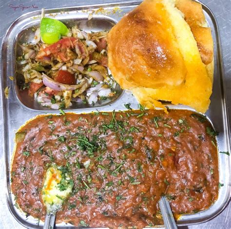 Girgaon Food - What to eat in Girgaon Chowpatty and more - SugarSpiceNice