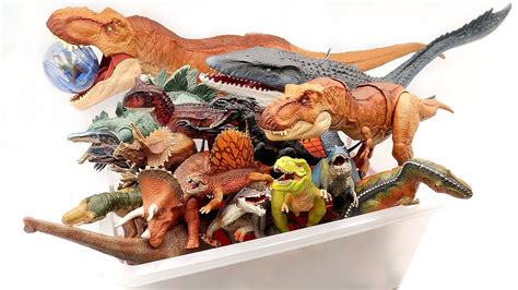 My Dinosaurs Toy Box With Jurassic World 2 Fallen Kingdom Learn