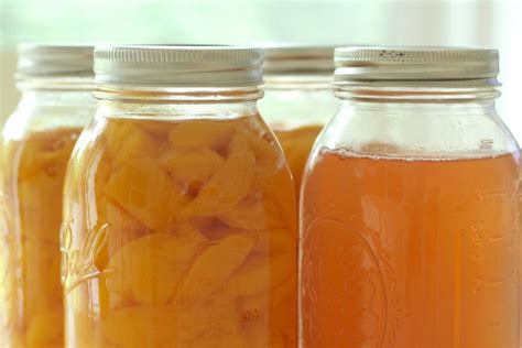 Easy Canned Peaches In Juice 1 Recipe For Canned Peaches And Homemade