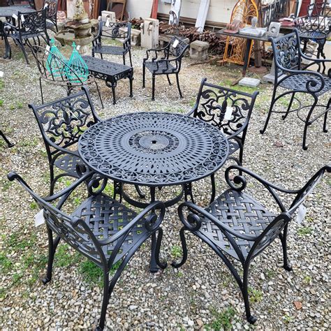 Cast Aluminum Outdoor Round Table — Architectural Salvage