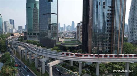 Trainset Lrt Sudah Beroperasi Waktu Tunggu Jadi Lebih Cepat