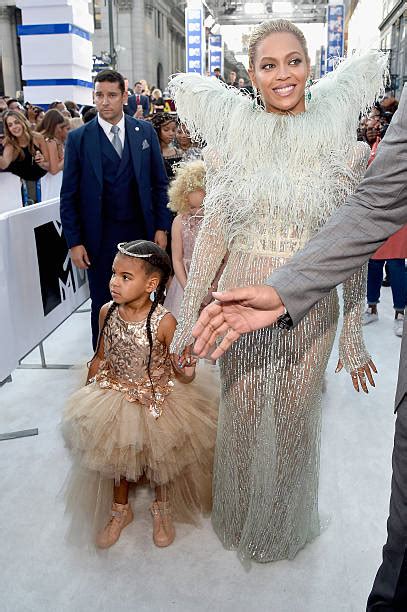 Blue Ivy and Beyoncé Beyonce Photo 45247591 Fanpop