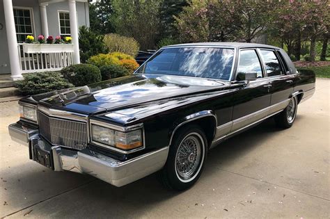 16k-Mile 1990 Cadillac Brougham d'Elegance for sale on BaT Auctions - sold for $50,500 on July 6 ...