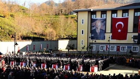 Rize Polis Meslek E Itim Merkezinde Pomem Mezuniyet T Reni