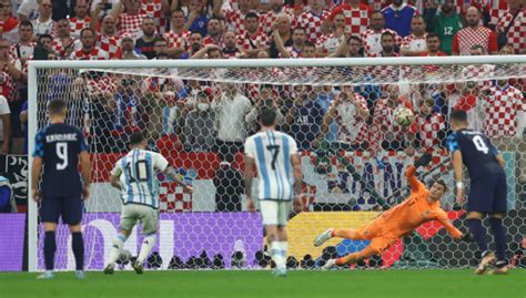 Argentina Crush Croatia Messis Dream Lives On Into Final Inquirer