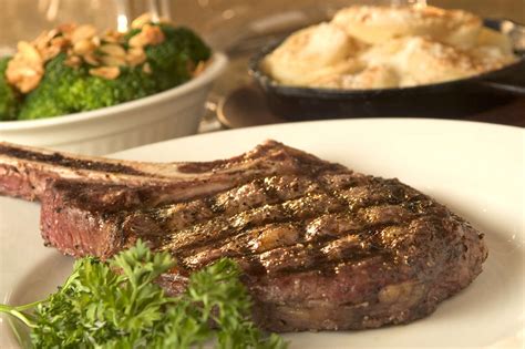 Best Steakhouses in Las Vegas: Great Steak Restaurants in Sin City - Thrillist