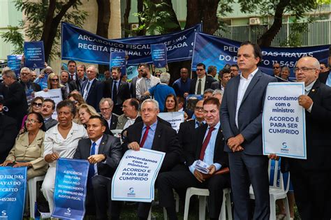 Auditores Da Receita Aprovam B Nus De Efici Ncia E Colocam Fim Greve