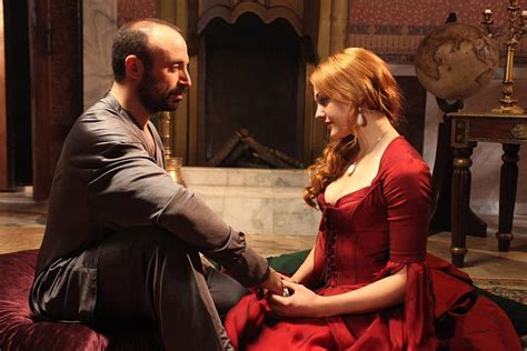 Meryem Uzerli Kiss In Mera Sultan