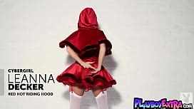 Hot Brunette Teen Reveals Her Massive Tits And Fresh Pussy XNXX