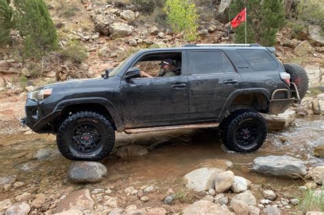 Feature Friday: 11 Midnight Black Metallic 5th Gen 4Runner Builds