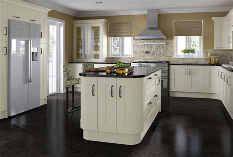 Painted Kitchen Ivory