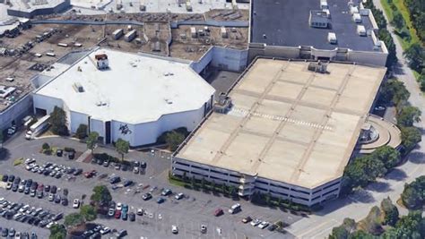 500 Westfarms Mall, Farmington, CT 06032 | LoopNet