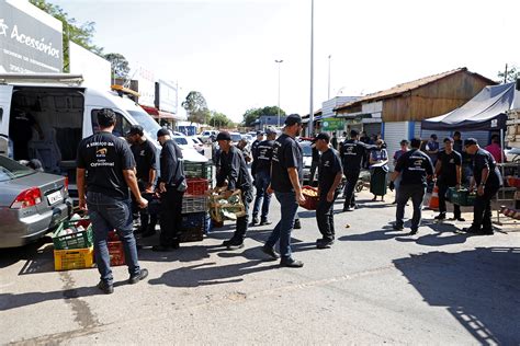 Pmdf E Agefis Fazem Opera O Preventiva Na Feira Dos Importados