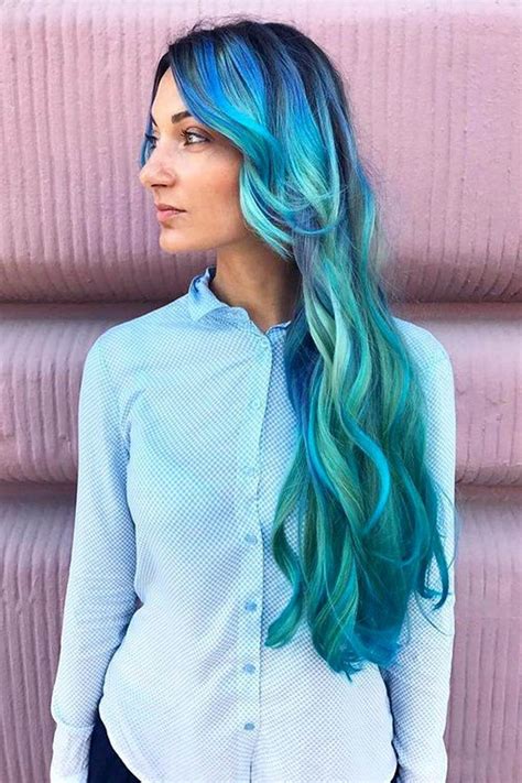 The Magnetic Power Of Incredibly Vibrant Blue Highlights