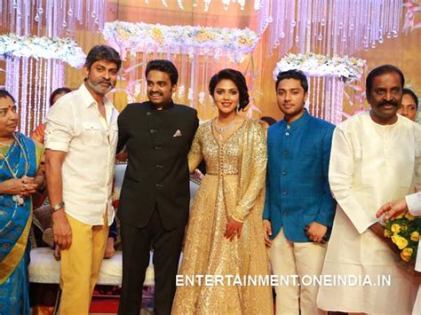 AMALA PAUL-VIJAY'S MARRIAGE (WEDDING) RECEPTION PHOTOS - Filmibeat