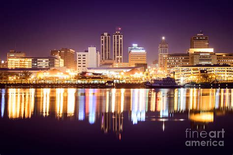 Peoria Illinois At Night Downtown Skyline Photograph By Paul Velgos