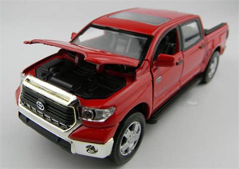 136 Black Red White Kids Diecast Toyota Tundra Pickup Toy