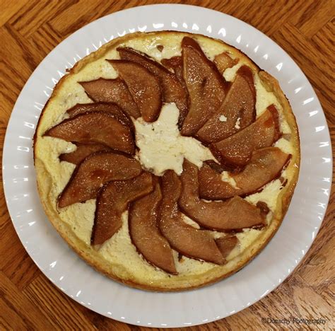 Pear And Ricotta Tart CutterLight