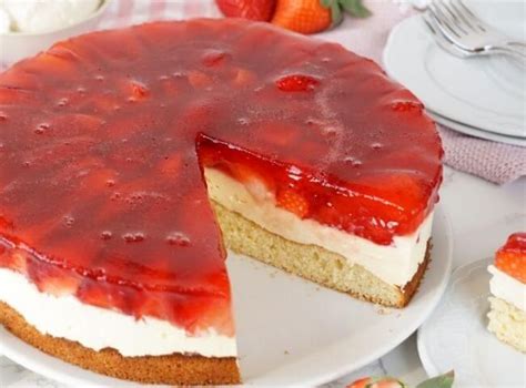 Omas Erdbeerkuchen Mit Vanillepudding Rezept Erdbeerkuchen Mit