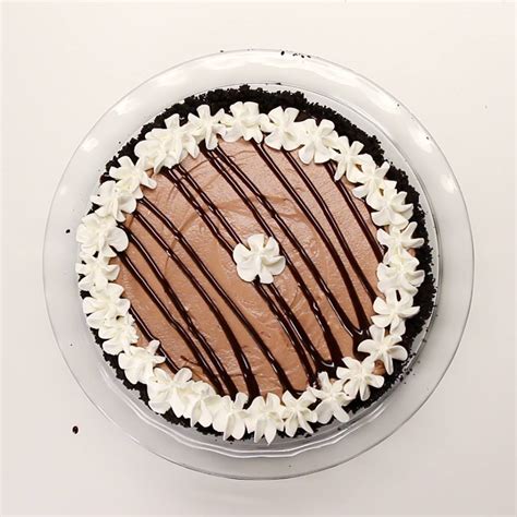 No Bake Chocolate Cookie Cheesecake