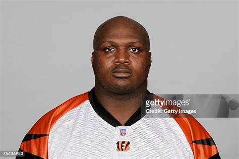 Bryan Robinson Nfl Photos And Premium High Res Pictures Getty Images