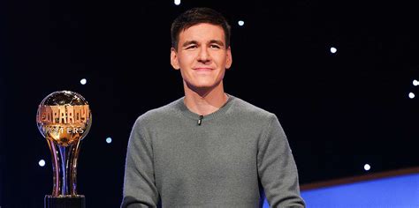 Jeopardy champion James Holzhauer criticizes show's plan to continue ...