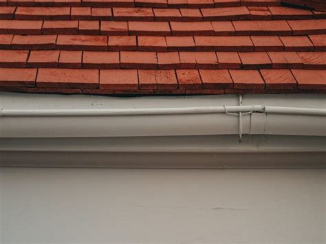 Seamless Vs Sectional Gutters Zeus Gutter Protection