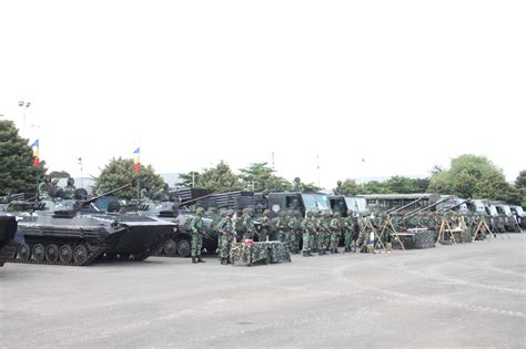 Prajurit Resimen Artileri Marinir Kesatria Penjaga Langit Dan Bumi