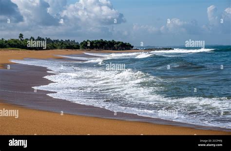 Kalutara beach in western Sri Lanka Stock Photo - Alamy