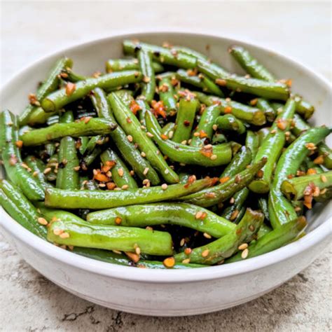 Garlic Sesame Green Beans - Flavorful Eats