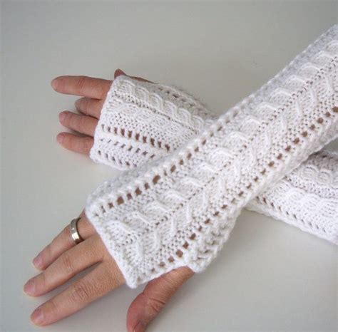 Knitting Pattern For Lace Fingerless Gloves Lace Fingerless Gloves Fingerless Gloves Knitted