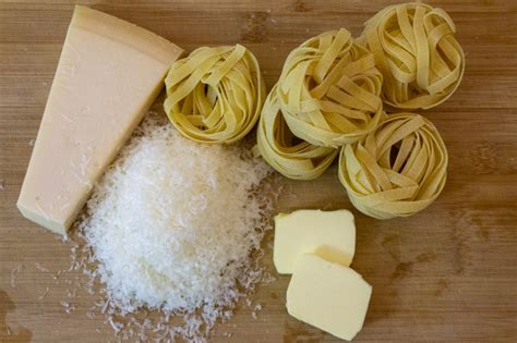 3 Ingredient Fettuccine Alfredo Without Cream Recipe No Frills Kitchen