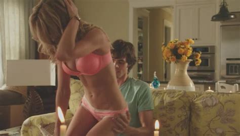 Naked Virginia Williams In Rules For Sleeping Around