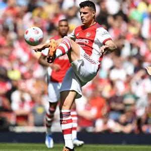 Clash At The Emirates Arsenal Vs Leeds United Premier