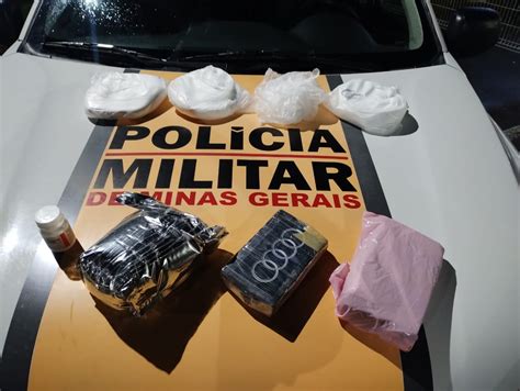 Passageira De Nibus Presa Coca Na Avaliada Em R Mil Na