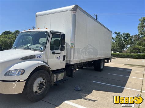 Very Low Miles 2022 Freightliner Business Class M2 106 Straight Box Truck For Sale In Texas