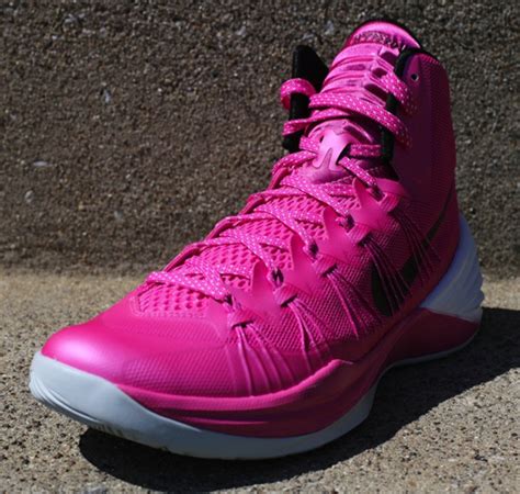 Nike Hyperdunk Think Pink Available Sneakernews