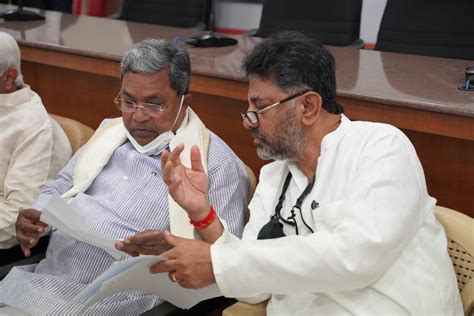 Tussle Brews Within Karnataka Cong Over Siddaramaiah Shivakumars