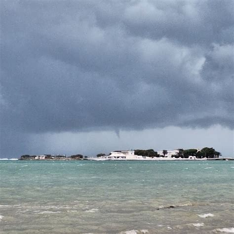 Maltempo Forti Temporali Nel Salento Tornado A Manduria Video