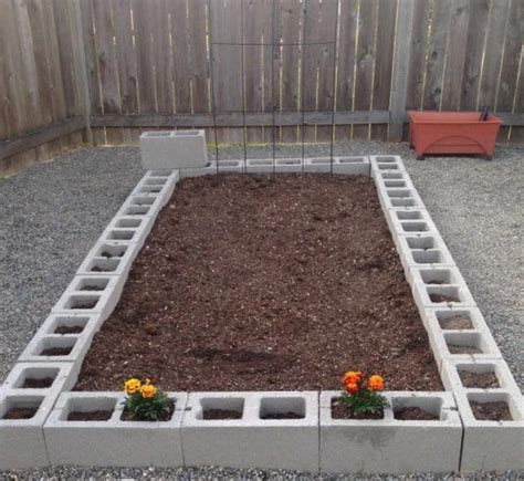 10 Amazing Cinder Block Projects To Make For Your Backyard