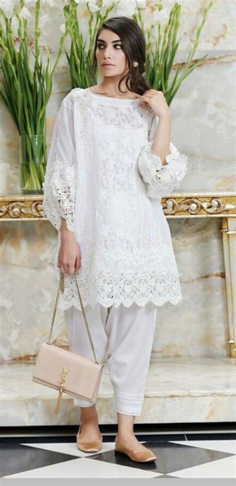 Wonderful In White Pakistani Outfits Pakistani Formal Dresses