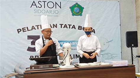 Meriahkan Hut Ke Tahun Hotel Aston Sidoarjo Lakukan Csr Menggelar