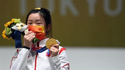 Tokyo Games China S Yang Qian Wins First Gold Medal Of 2020 Olympics